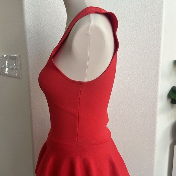 Parker Stretch Cocktail Dress from Saks Size Medium - Picture 5 of 6